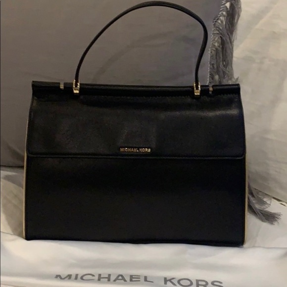 michael kors jasmine bag